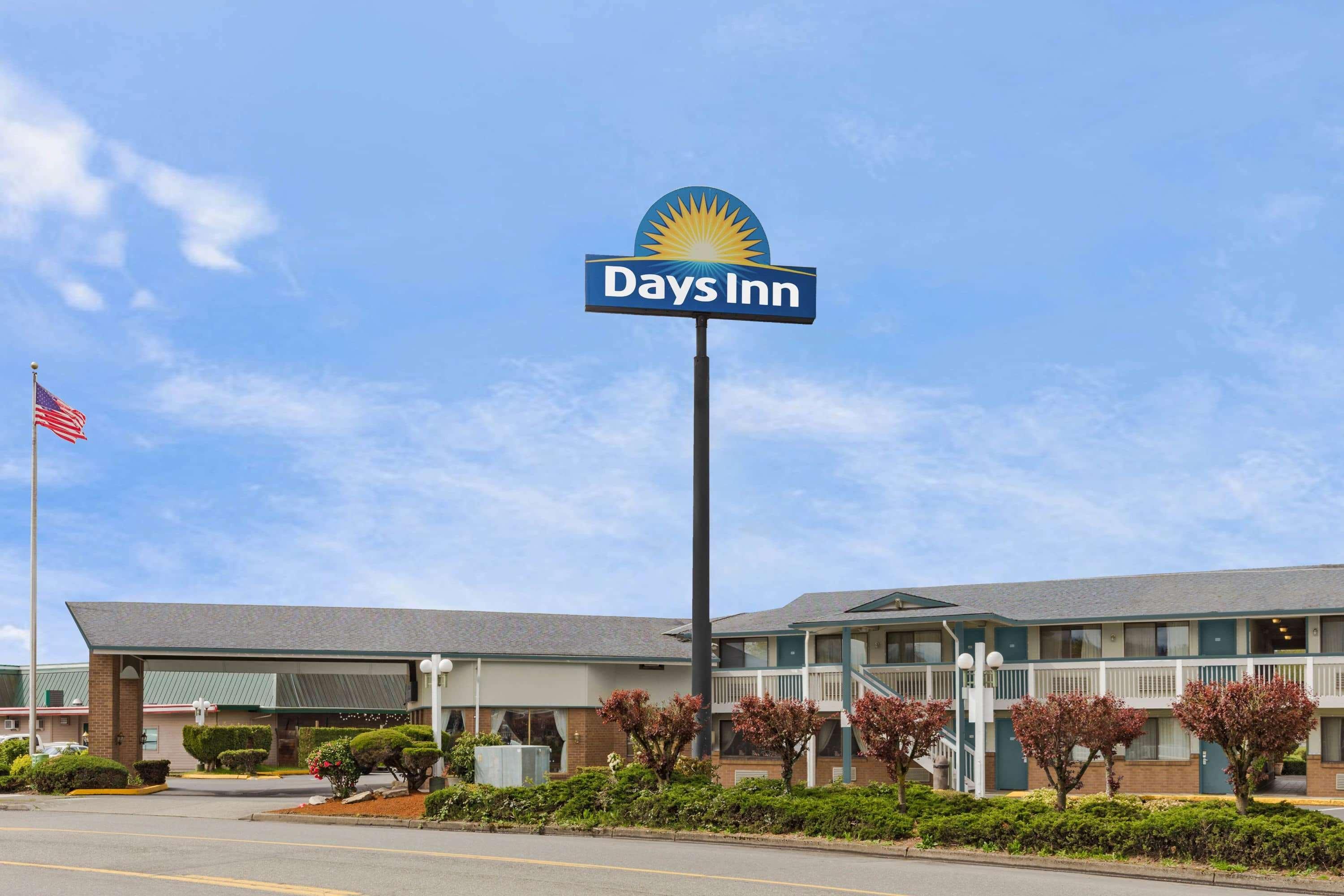 Days Inn By Wyndham Auburn Eksteriør billede